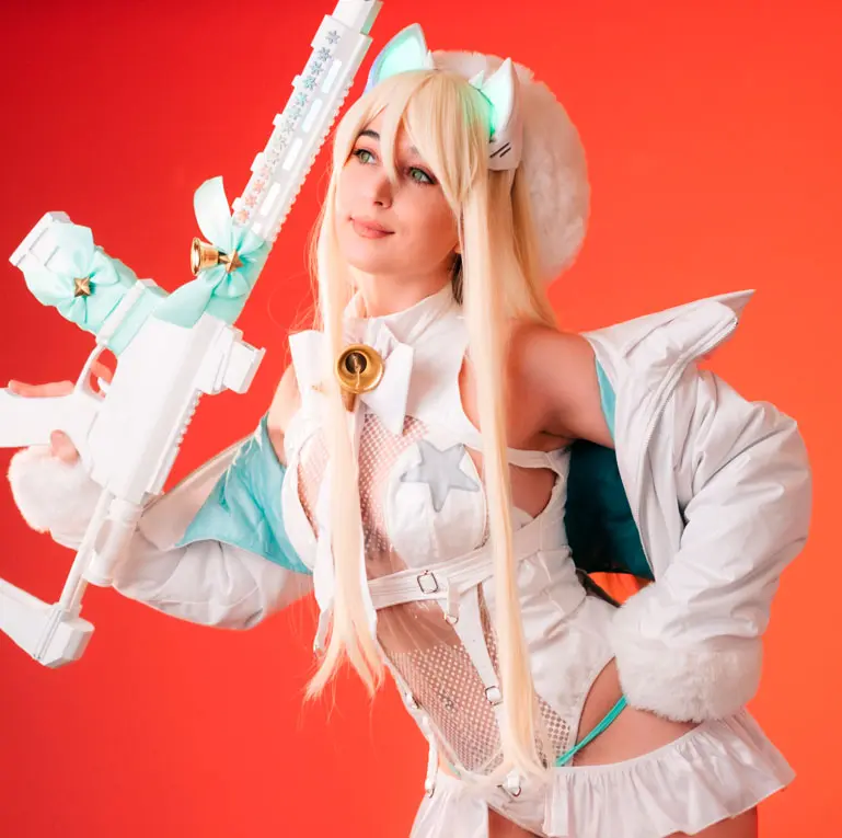 Moon Your Waifu